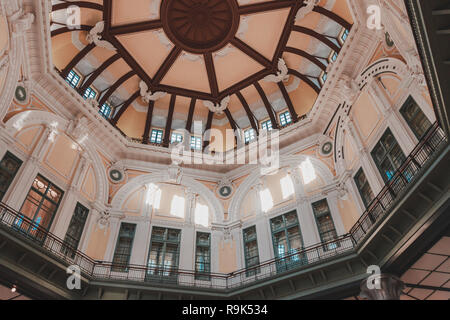 Dome von Tokyo Station, einer der schönsten Bahnhof in Japan Stockfoto