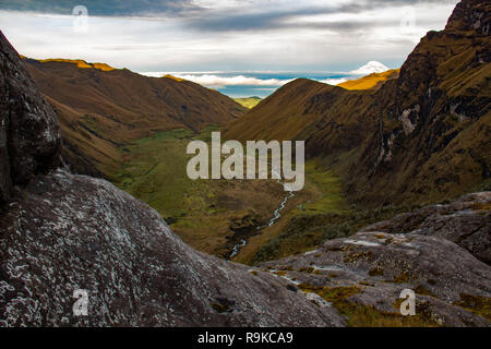 Trekking Laguna Amarilla und Vulkan El Altar, Riobamba, Ecuador Stockfoto