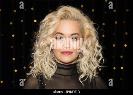 Britische Sängerin, Schauspielerin und ehemalige Wirt von America's Next Top Model trifft Fans und Zeichen Kopien Ihrer sophomore Album, Phoenix, sechs Jahre nach der Veröffentlichung ihres Debüt mit: Rita Ora Wo: London, Großbritannien Wann: 24. Nov. 2018 Credit: Phil Lewis/WENN.com Stockfoto