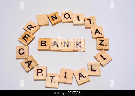 Konzept der Rekapitalisierung der Banken auf isoalated Hintergrund. Stockfoto