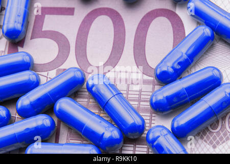 Blue kapseln Ticket von 500 Euro, Konzept der Gesundheit copay Stockfoto