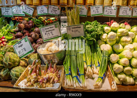 Frisches Obst und Gemüse Markt Stockfoto