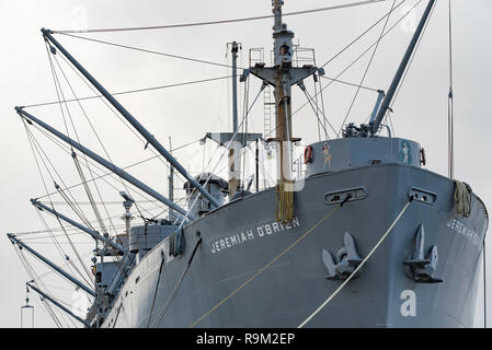 Liberty Ship, Jeremiah O'Brien am Pier 45, Fisherman's Wharf, San Francisco, Kalifornien ist ein Ex-US-Marine Schiff, die in der D-Day Landungen aktiv war. Stockfoto