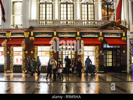 Die Cartier Flagship Store Old Bond Street, London, England, Großbritannien Stockfoto