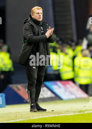 Das Ibrox Stadium, Glasgow, UK. 26 Dez, 2018. Ladbrokes Premiership Fußball, Rangers gegen Hibernian; Neil Lennon Hibernian Manager Credit: Aktion plus Sport/Alamy leben Nachrichten Stockfoto