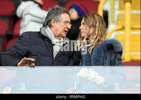 Foto Massimo Paolone/LaPresse 26 dicembre 2018 Bologna, Italia sport calcio Bologna vs Lazio - Campionato di calcio Serie A TIM" 2018/2019 - Stadio Renato Dall'Ara" Nella Foto: Giancarlo Inzaghi e Angela Robusti Foto Massimo Paolone/LaPresse Dezember 26, 2018 Bologna, Italien Sport Fussball Bologna vs Lazio - Italienische Fußball-Liga einen TIM 2018/2019 - "Renato Dall'Ara" Stadium. In der Pic: Giancarlo Inzaghi und Angela Robusti Stockfoto