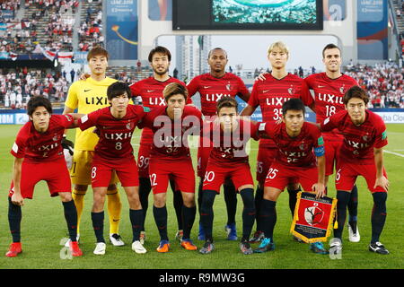 Abu Dhabi, Vereinigte Arabische Emirate. 22 Dez, 2018. Kashima Antlers team Gruppe Line-up (kashima) Fußball: FIFA Klub-Weltmeisterschaft VAE 2018 Platz 3 Übereinstimmung zwischen Kashima Antlers 0-4 CA River Plate im Zayed Sports City Stadium in Abu Dhabi, Vereinigte Arabische Emirate. Credit: mutsu Kawamori/LBA/Alamy leben Nachrichten Stockfoto