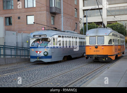 San Francisco, USA. 26 Dez, 2018. Historische Straßenbahnen in San Francisco laufen auf Boxing Day. Credit: Keith Larby/Alamy leben Nachrichten Stockfoto
