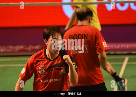 Hyderabad, Indien. 25 Dez, 2018. Die Spieler sind in Hyderabad Hunter vs Chennai Smashers Eröffnung Riegel in Vodafone Premier Badminton Liga 4 an Indoor Stadium Gachibowli Hyderabad. Credit: Varun Kumar Mukhia/Pacific Press/Alamy leben Nachrichten Stockfoto