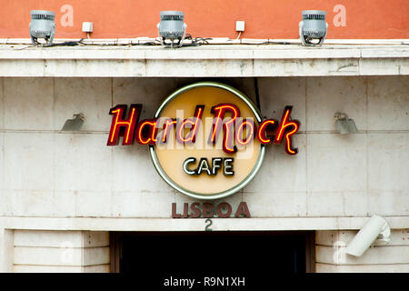 Lissabon, Portugal - Juni 3, 2016: Hard Rock Cafe Kette von Restaurants in 74 Ländern gefunden Stockfoto