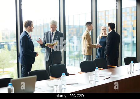 Vorbereitung von Berichten Stockfoto
