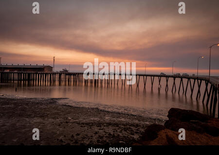 Derby Wharf. Auf King Sound befindet, Derby hat den höchsten Gezeiten in Australien, mit dem Höhepunkt der Unterschied zwischen Ebbe und Flut bis 11,8 m Stockfoto