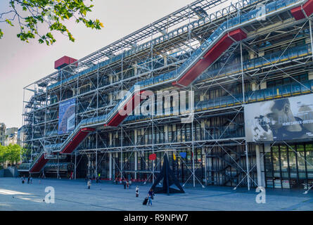 Centre Pompidou in Paris center Stockfoto