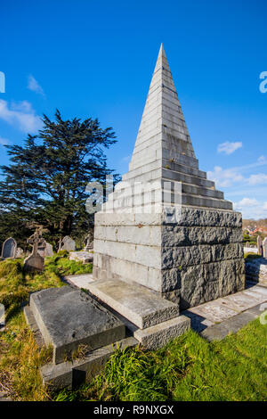 Burial vault von John mowlem, Northbrook Friedhof, Swanage, Dorset, Großbritannien Stockfoto