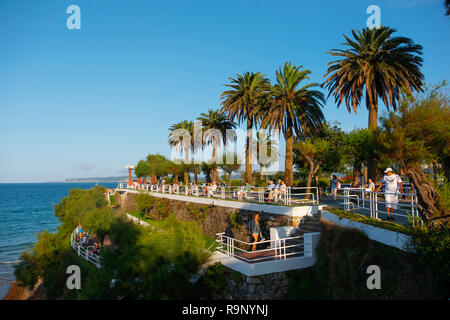 Piquio Garten und Sardinero Strand im Sommer. Santander, Biscaya, Kantabrien, Nordspanien, Europa. Stockfoto