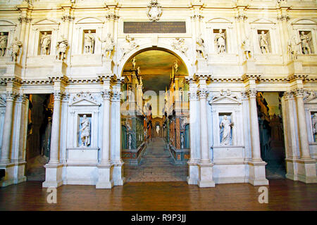 Die Bühne des Palladio inspiriert Teatro Olimpico in Vicenza. Stockfoto