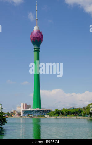 Modernes Gebäude von Colombo Lotus Tower in der Hauptstadt Colombo in Sri Lanka Stockfoto