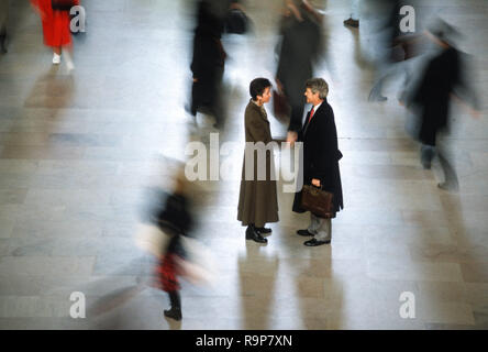 Geschäft Leute treffen im Grand Central Terminal, New York City, USA Stockfoto