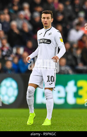 26. Dezember 2018, Liberty Stadium, Swansea, Wales; Sky Bet Meisterschaft, Swansea vs Aston Villa; Bersant Celina von Swansea City Credit: Craig Thomas/News Bilder der Englischen Football League Bilder unterliegen DataCo Lizenz Stockfoto