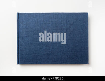 Designkonzept - Ansicht von oben in Blau hardcover Notizbuch auf Hintergrund für Mockup isoliert Stockfoto