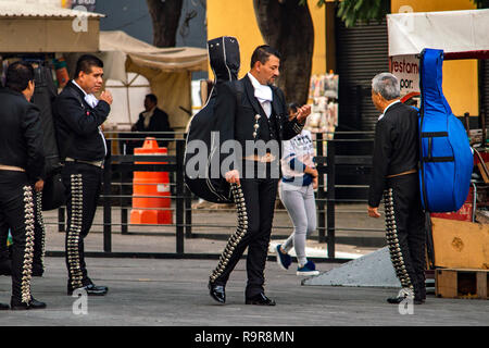 Eine Mariachi Band auf der Plaza Garibaldi in Mexiko City, Mexiko Stockfoto