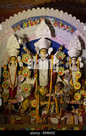 Eine Ansicht von Durga Puja Idiol In Pandal, DT-16 Oct 2018. An Sarita Vihar Sarbojanin Puja Samiti, Neu Delhi, Indien Stockfoto