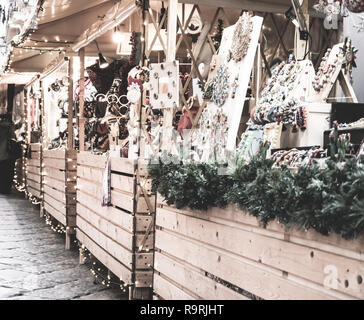 Bestimmte Ansicht eines berühmten Weihnachtsmarkt in Catania. Retro Stimmung. Horizontale Ansicht Stockfoto