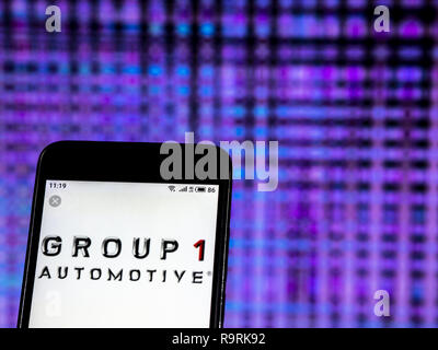 Dezember 25, 2018 - Kiew, Ukraine - Gruppe 1 Automotive Autohaus Firmenlogo auf ein smart phone gesehen angezeigt. (Bild: © Igor Golovniov/SOPA Bilder über ZUMA Draht) Stockfoto