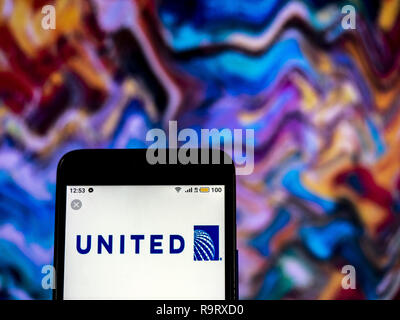 Dezember 14, 2018 - Kiew, Ukraine - United Airlines logo gesehen auf einem Smartphone angezeigt. (Bild: © Igor Golovniov/SOPA Bilder über ZUMA Draht) Stockfoto