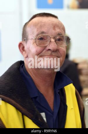 Clayton, GA, USA. 28 Dez, 2018. Billy erstreben, und wo Sie jetzt sind: Befreiung Schauspieler Billy röten Greeter an Walmart, Walmart, Clayton, GA 28. Dezember 2018. Credit: Derek Sturm/Everett Collection/Alamy leben Nachrichten Stockfoto