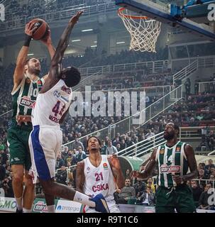 Athen, Griechenland. 28 Dez, 2018. Ioannis Papapetrou von Panathinaikos BC in Aktion während der Euroleague basketball Match zwischen Panathinaikos BC und CSKA Moskau im Olympic indoor Hall. Credit: Ioannis Alexopoulos/SOPA Images/ZUMA Draht/Alamy leben Nachrichten Stockfoto