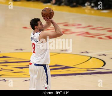 Los Angeles, CA, USA. 28 Dez, 2018. LA Clippers vorwärts Danilo Gallinari #8 Während die Los Angeles Clippers vs Los Angeles Lakers an Staples Center am 28. Dezember 2018. (Foto durch Jevone Moore) Credit: Csm/Alamy leben Nachrichten Stockfoto