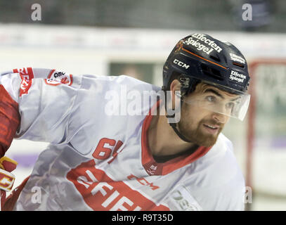 Ingolstadt, Bayern, Deutschland. 28 Dez, 2018. Braden PIMM (Düsseldorf/CAN), die Deutsche Eishockey Liga DEL, Spieltag 33, ERC Ingolstadt vs Düsseldorfer EG, Ingolstadt, Saturn Arena, Dec 28, 2018, Quelle: Wolfgang Fehrmann/ZUMA Draht/Alamy leben Nachrichten Stockfoto