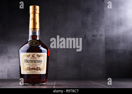 POZNAN, POL - 3. Mai 2018: Flasche Hennessy, eine Marke der berühmten Cognac aus Cognac, Frankreich Stockfoto