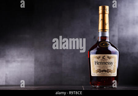 POZNAN, POL - 3. Mai 2018: Flasche Hennessy, eine Marke der berühmten Cognac aus Cognac, Frankreich Stockfoto