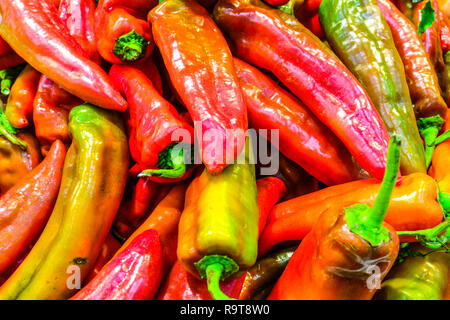 Paprika auf Bauernmarkt auf Gemüsemarkt, Palma de Mallorca, Spanien Stockfoto