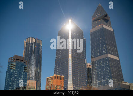 New York NY/USA - Dezember 18, 2018 10 Hudson Yards, Mitte, 30 Hudson Yards, rechts, und andere Entwicklung rund um die Hudson Yards in New York am Dienstag, 18. Dezember 2018. (Â© Richard B. Levine) Stockfoto