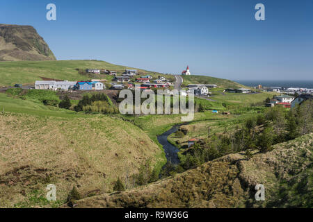 Das Meer Dorf Vík í Mýrdal im südlichen Island, Europa. Stockfoto