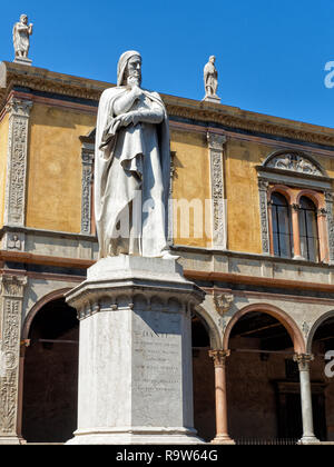 Dante Alighieri Denkmal in Verona Italien Stockfoto