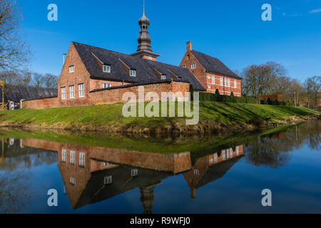 Husumer Schloss, das im 16. cebtury durch den Herzog von Schleswig-Holstein-Gottorf, Husum, Nordfriesland, Schleswig-Holstein, Deutschland, Europa gebaut Stockfoto