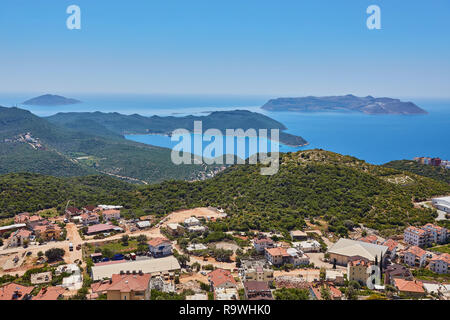 Luftaufnahme der beliebte Ferienort Kas in Türkei, Türkische Riviera auch als Türkisküste, klaren, warmen, sonnigen Wetter bekannt Stockfoto