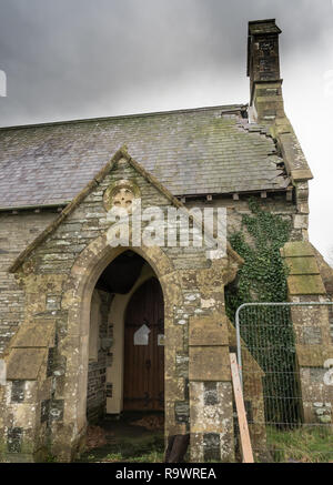 Kirche, Llantood ausklingende Stockfoto