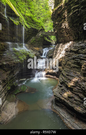 Glen Watkins ist ein magischer Ort in Upstate New York mit wunderschönen Wasserfällen unter dem George. Natur pur. Stockfoto