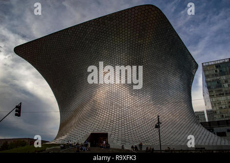 Das Äußere des Museo Soumaya in Mexiko City, Mexiko Stockfoto