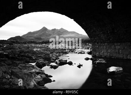 Foto: © Jamie Callister. Sligachan Brücke, Sligachan, Isle of Skye, North West Schottland, 27. November 2018. [Keine] [Gesamt Pict Stockfoto