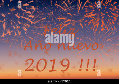 Neues Jahr 2019 Grüße Karte. Feuerwerk Auswirkungen auf den Hintergrund. Stockfoto