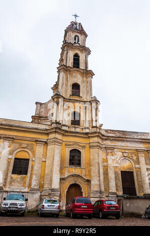 Vilnius, Litauen - 28. April 2013: Kirche der Seligen Jungfrau Maria vom Trost Fassade ist ein Single-Überragte spätbarocke Kirche auf Savici Stockfoto