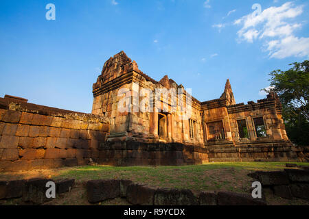 Prasat Muang Tam (tiefland Burg) mit Reflexion, Provinz Buriram Thailand Stockfoto