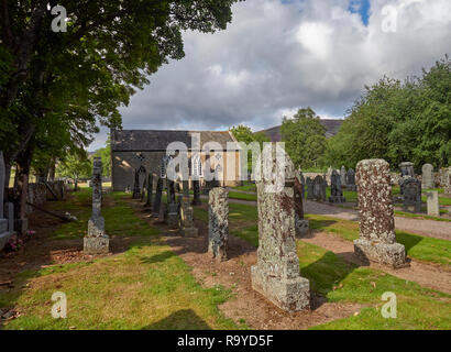 Die kleine, einfache Lochlee Pfarrkirche in der Highland Village von Invermark im Angus Glens befindet sich an einem schönen Tag im Juli 2018. Schottland. Stockfoto