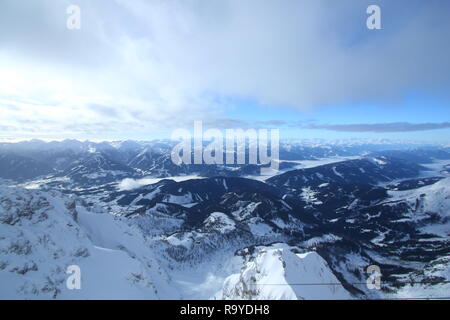 Dachstein Ramsau Schladming Österreich perfekte Sicht in der mountian Bereich hervorragende Möglichkeiten zum Skifahren und Langlaufen Winterwandern Stockfoto